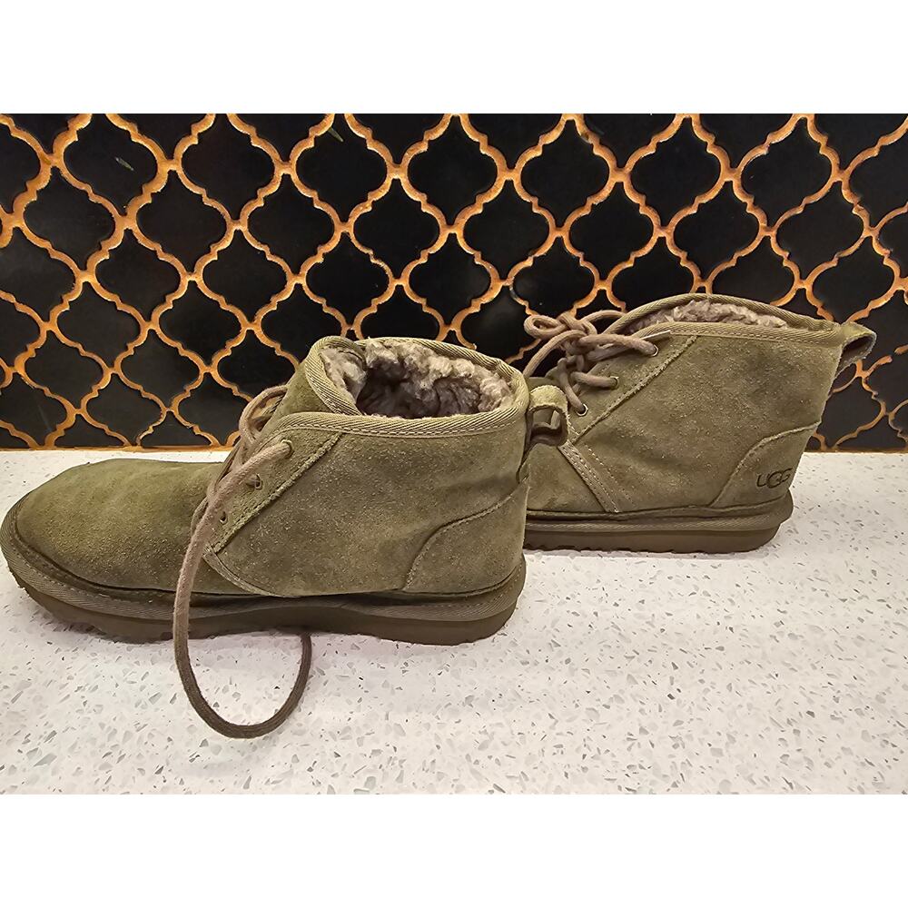 UGG Neumel II Women’s Chukka Boots – Olive – Soft Suede – Cozy Luxe – Authentic - Picture 3 of 6